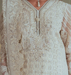 HAND MADE ZARI EXCLUSIVE DESIGN - V 13 - D02